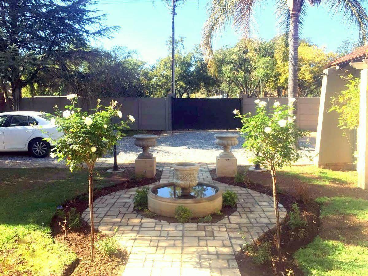 Nouveau Studios Pretoria-Noord Extérieur photo